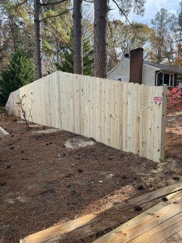 Wood Privacy Fence in Fredericksburg, Virginia