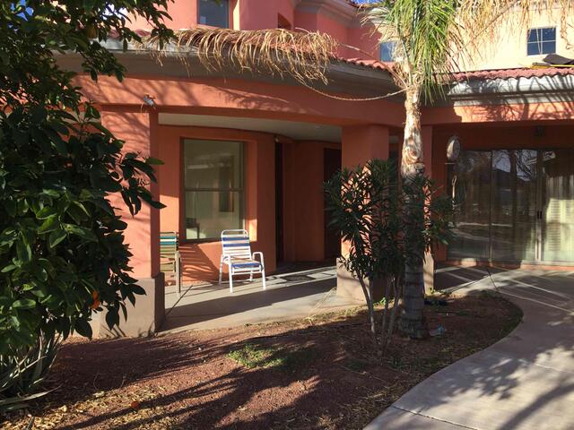 Causes of Concrete Cracks: Expansive Soil in Florence, AZ