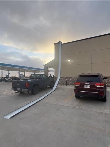 Blown off Coping Cap