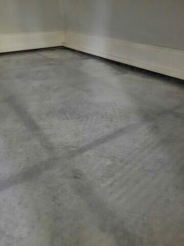 Separation of Floor and Concrete