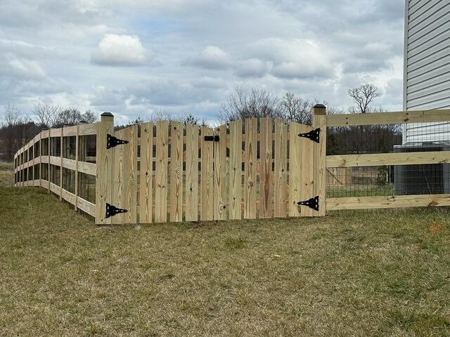 Wood Fence installation Inwwod, West Virginia!