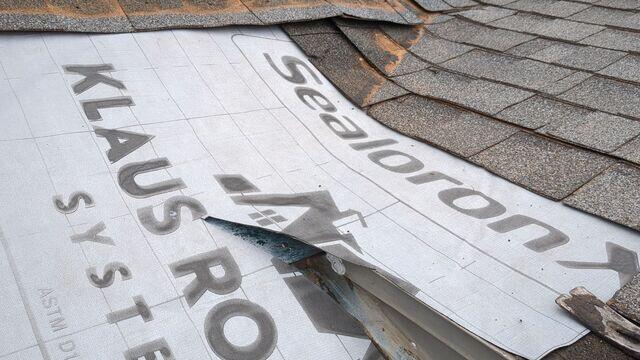 Installing Klaus Roofing Sealonron Ice and Water
