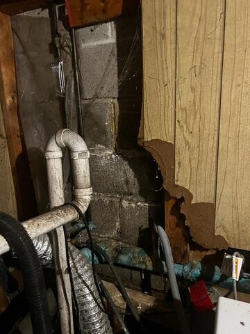 Wet Basement in Shoreham, Vermont.