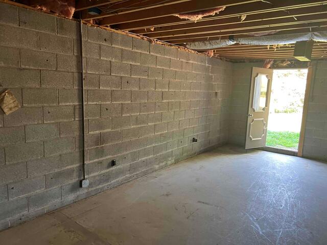 Bowing Wall