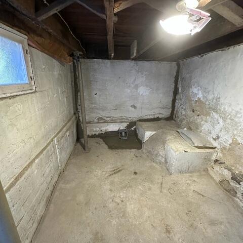 Interior Piering