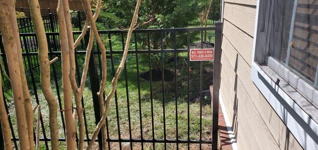 Aluminum Fence installation Great Falls, Virginia