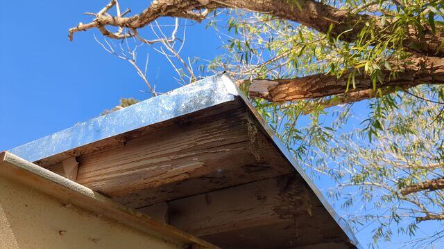 Metal drip edge replaced.