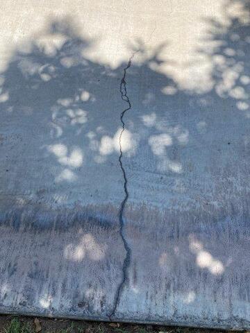 Signs of Foundation Settlement Problems: Slab Cracks in Tempe, Arizona