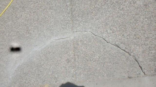 Signs of Foundation Settlement Problems: Slab crack in Paradise Valley, Arizona