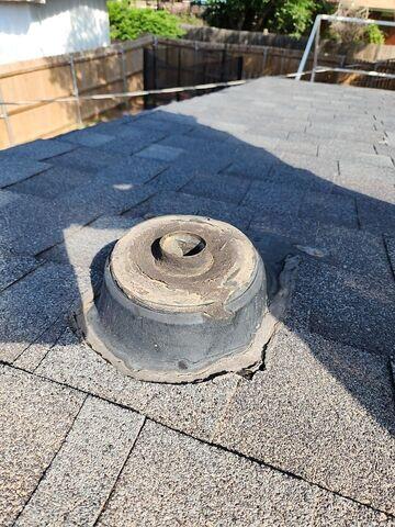 3 in 1 auto caulk pipe flashing