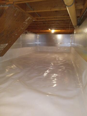 Cleanspace vapor barrier