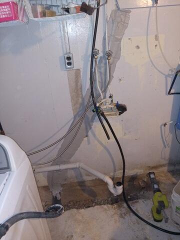 Floor opened and flexible sealand appplied