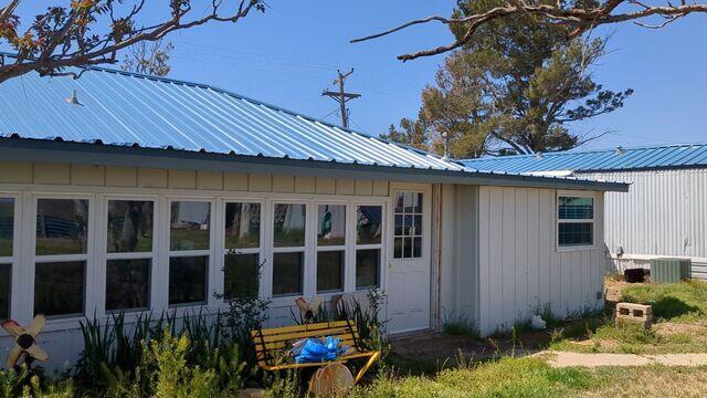 View of house without Gutters.