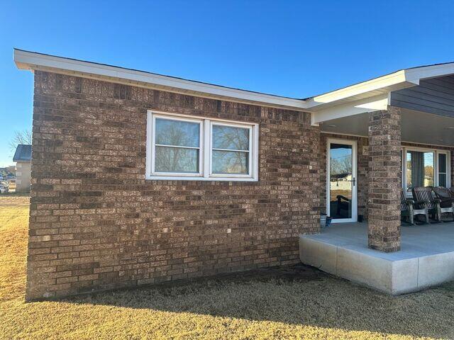Home without gutters.