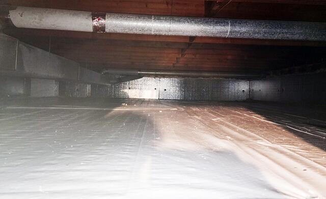 Crawl Space Insulated Walls