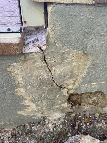 Pool Deck Exterior Wall Cracks