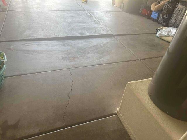 Signs of Settlement Problems: Concrete Cracks in Peoria, Arizona