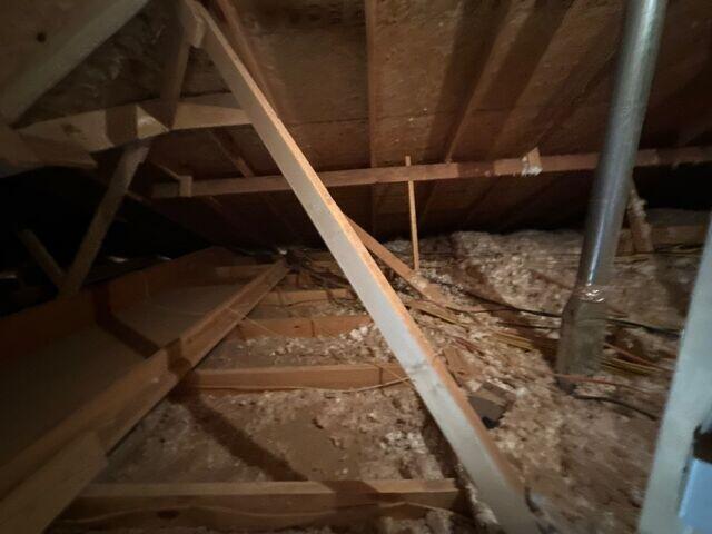 Area's without insulation.