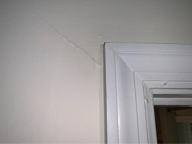 Interior Wall Cracks
