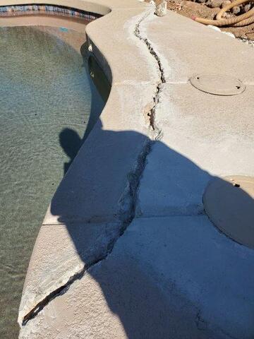 Signs of Foundation Settlement Problems: The Main Problem is Settlement Cracks - 2 in New River, Arizona