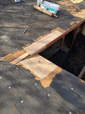 Replacing the old damaged decking with new decking.