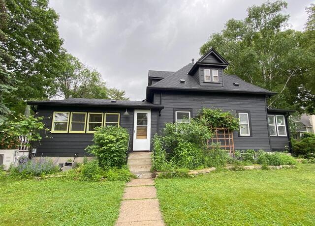 Roof Replacement Services in Minneapolis, MN
