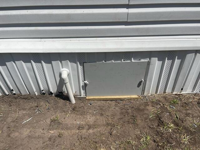 EverLast Crawl Space Door