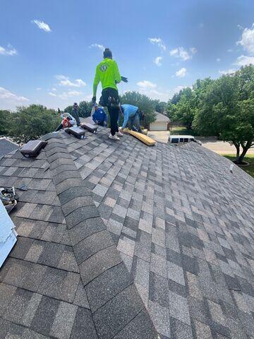 Fortenberry Roofing Crew working hard.