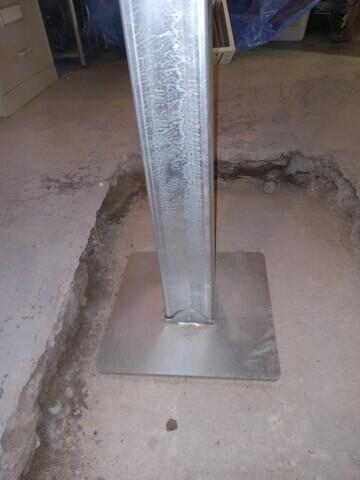 Large footing with steel plate