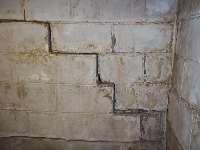Wall Anchors in Clarksville, TN