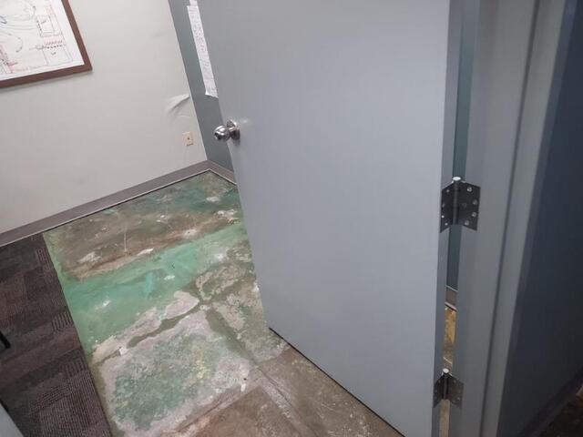 Symptoms of Foundation Settlement Problems: Struggling to close your door? in Phoenix, Arizona