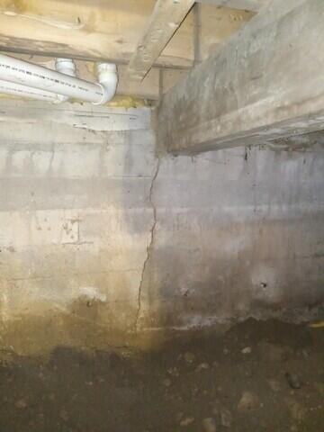 Dirt floor Crawlspace