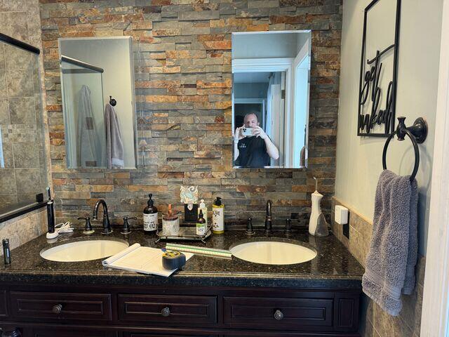 The Old Vanity