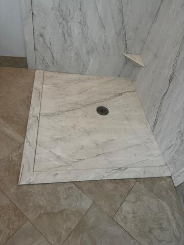 New floor level base side angle
