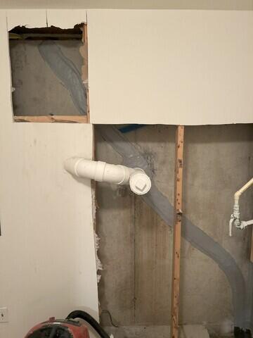 FlexiSpan Used to Seal Crack