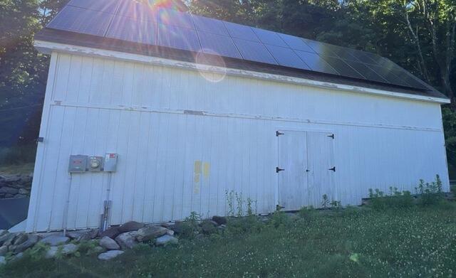 Side Exterior of Garage