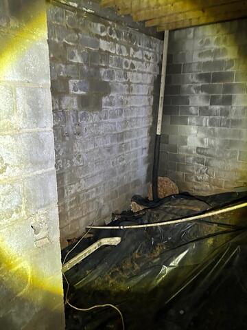 Moisture Pooling Area