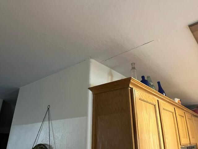 Signs of Foundation Problems: Ceiling Cracks in Flagstaff, Arizona