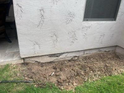 Signs of Stem Wall Failure: Horizontal Cracks in Glendale, AZ