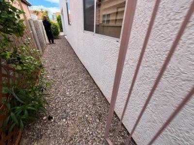 Signs of Settlement Problem: Struggling to open windows? in Tucson, Arizona