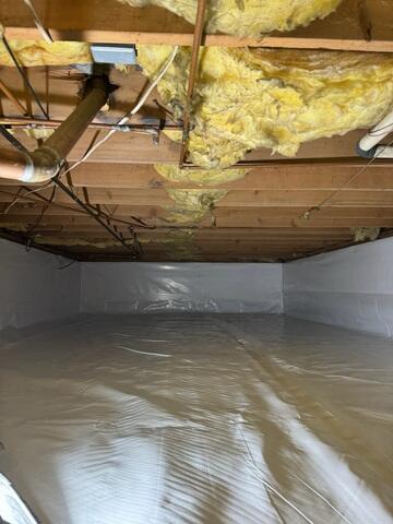 The Beauty Of A Fully Installed CleanSpace Vapor Barrier System