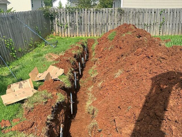 A view from the trench showing several Geo-Locks in place.