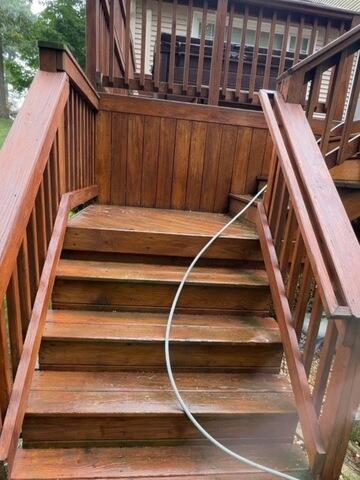Deck Stairwell