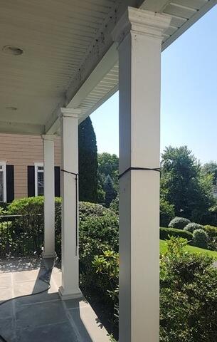 Exterior Foyer Columns