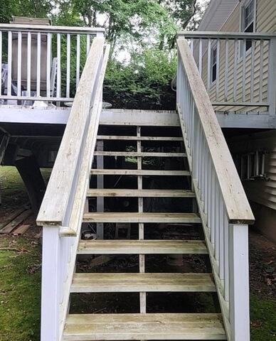 Deck Stairwell