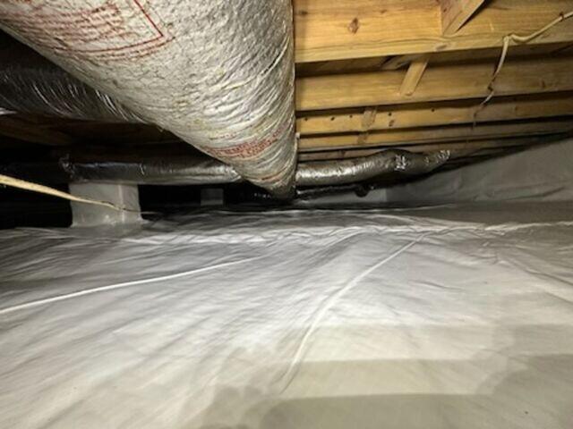 This crawl space is now fully encapsulated.