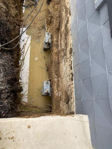 Piers Attached to The Footer