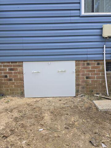 EverLast Crawl Space Door