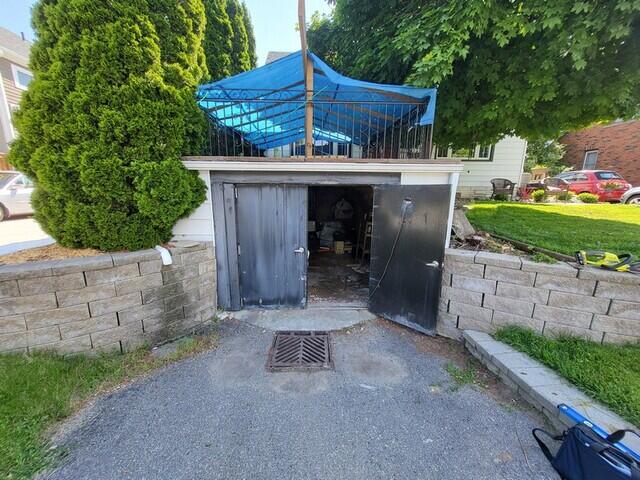 Georgetown garage