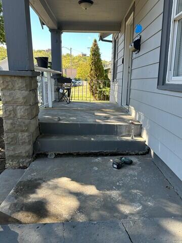 Gaps in Steps on Front Porch